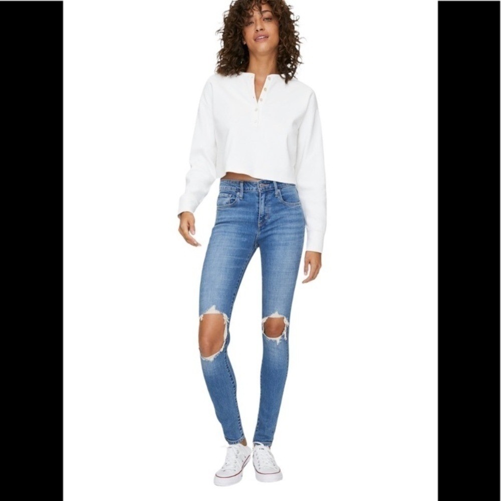 Levi's Aritzia 721 High Rise Stretch Distressed Skinny Jeans 27 raw‎ ham cropped